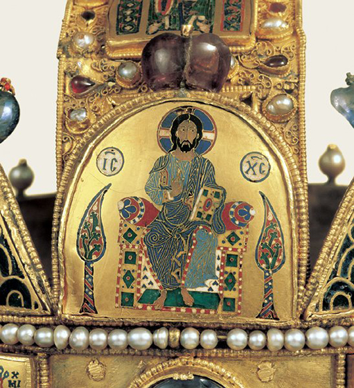 KARACSAN kozmikus ünnepnap